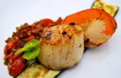 Flavorful Scallops with Chouriço Recipe
