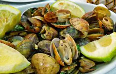 Bulhão Pato with Littleneck Clams Recipe