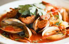 Delicious Clams with Chouriço Recipe