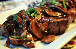 Tender and Delicious Lisbon-Style Steak Recipe