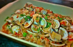 Portuguese Clams and Shrimp with Tomato Recipe