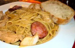 Portuguese-Style Chicken Spaghetti with Beer Recipe
