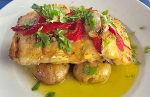 Delicious Baked Cod with Bell Peppers Recipe