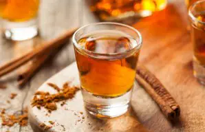Apple and Cinnamon Liqueur Recipe