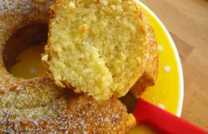 Coconut and Apple Cake (Bolo de Coco e Maçã) Recipe