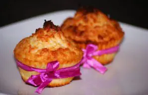 Babalu's Simple Coconut Cupcakes Recipe