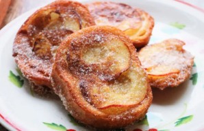 Portuguese Apple Toast Recipe