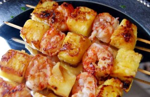 Grilled Shrimp & Pineapple Skewers Recipe