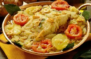 Tasty Portuguese-Style Bacalhau à Espanhola Recipe