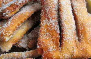 Tia Isabel's Crunchy Coscorões Recipe