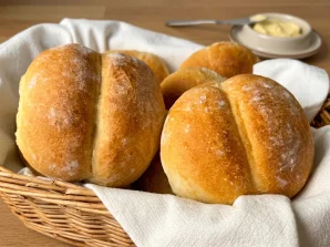 Crusty Portuguese Rolls | Authentic Papo Secos Recipe