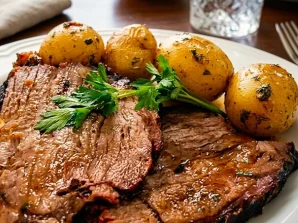 Portuguese Carne Assada (Roast Beef) with Potatoes Recipe