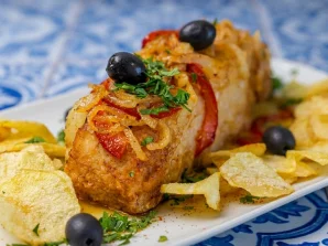 Mouthwatering Minho-Style Fried Codfish Recipe