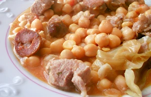 Chouriço and Chickpea Stew Recipe – Hearty, Rustic & Flavorful