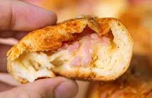 Portuguese Ham & Cheese Rolls Recipe: Easy & Authentic
