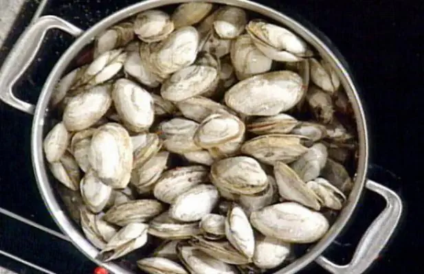 Rich and Delicious Clam Bake Recipe