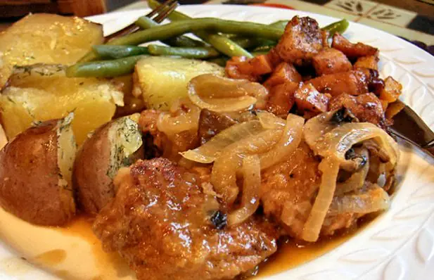 Pork Tenderloin with Mushrooms Recipe
