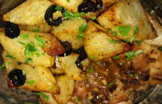Yum Roasted Potatoes with Olives Recipe