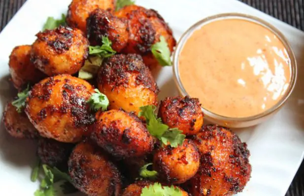 Piri Piri Potatoes with Spicy Dip Recipe