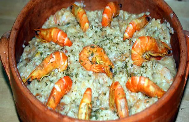 Delicious Shrimp and Bread Soup Recipe