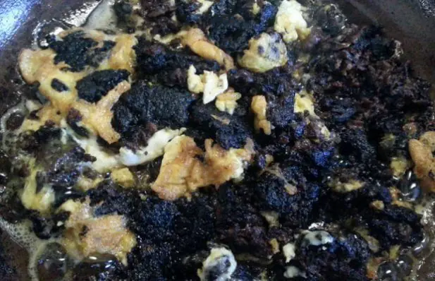 Paula's Tasty Morcela with Eggs Recipe