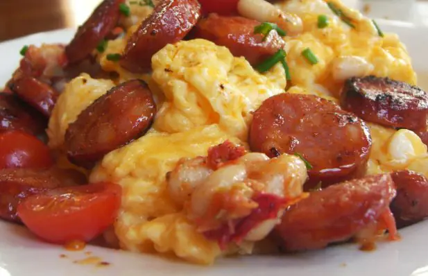 Paula's Chouriço Scrambled Eggs Recipe