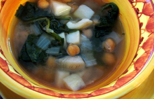 Portuguese Spinach & Chickpea Soup Recipe