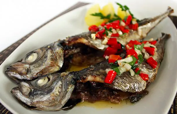 Baked Horse Mackerel with Sauce Recipe
