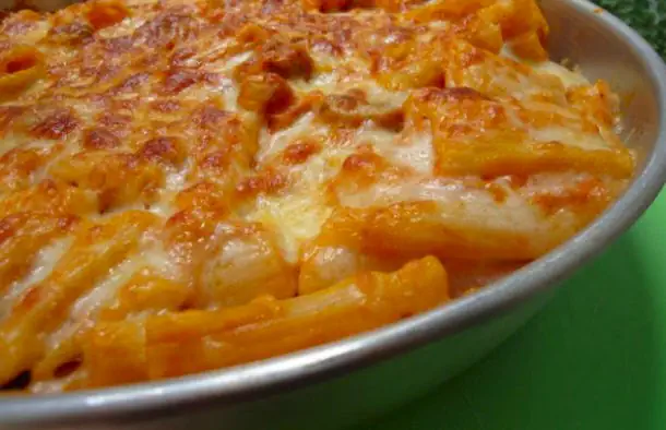 Portuguese-Style Tuna and Pasta Casserole Recipe