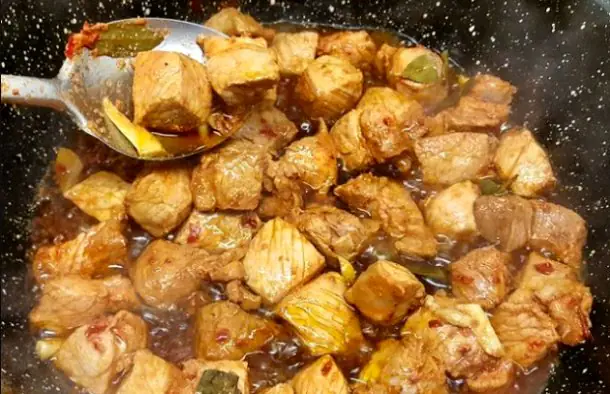 Tasty Fried Pork Rojões Recipe