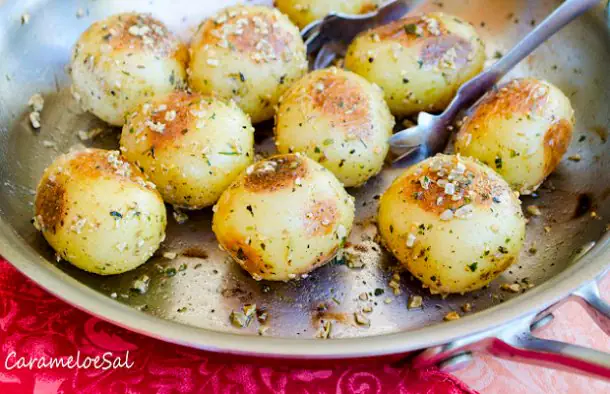 Yummy Garlic Fried Potatoes with Rosemary Recipe