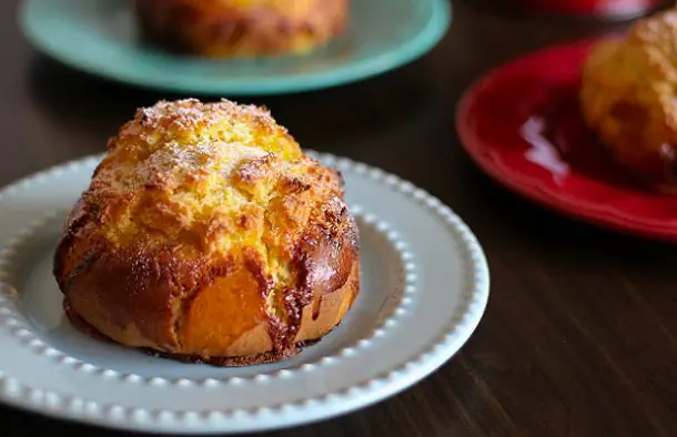Sweet Rolls (Pão de Deus) Recipe