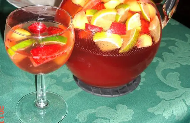 Fruity Rosé Wine Sangria Recipe