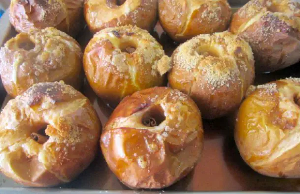 Roasted Apples with Port Wine Recipe