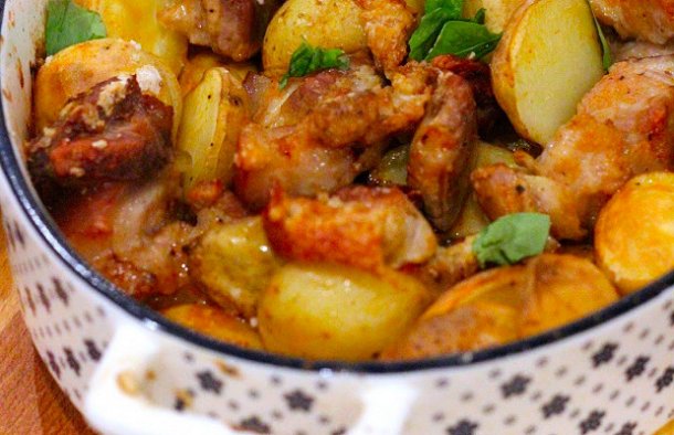 Portuguese Pork & Potatoes Recipe
