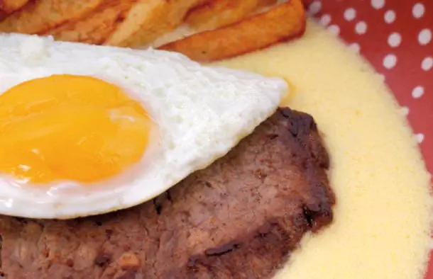 Steak with Fried Egg and Beer Recipe