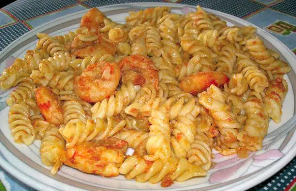 Quick Portuguese-Style Pasta with Shrimp Recipe