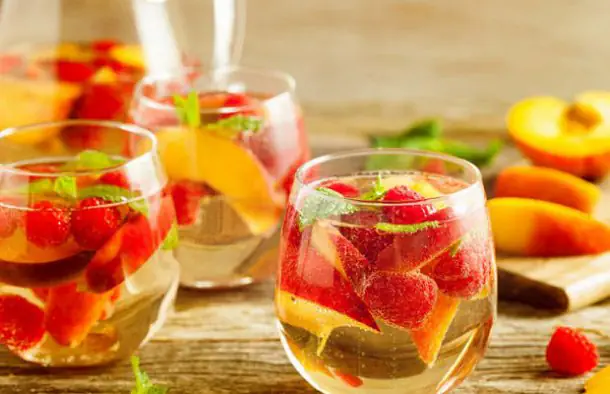Fruity Champagne Sangria Recipe