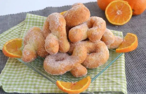 Delicious Fried Orange Donuts Recipe