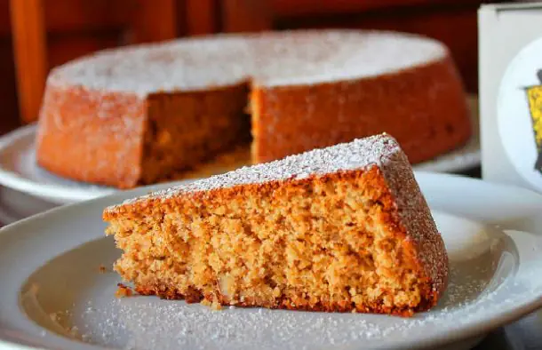  Honey and Walnut Cake Recipe