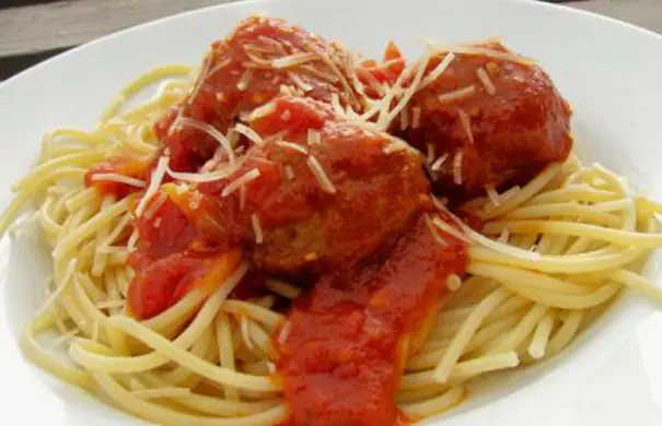 Gorete's Yum Italian Spaghetti and Meatballs Recipe