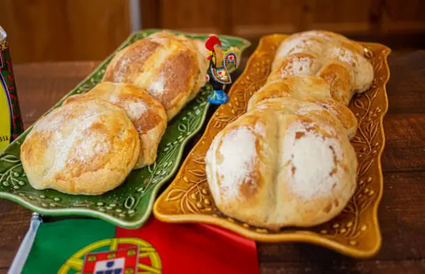 Michael's Crusty Papo-Secos Recipe
