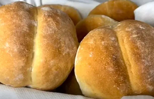 Nancy's Yum and Crusty Buns Recipe