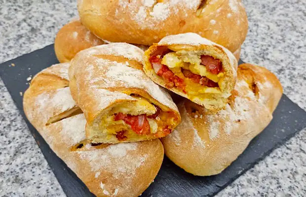 Savory Chouriço Sausage Rolls Recipe