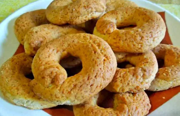 Crisp and Tasty Brandy Biscuits Recipe