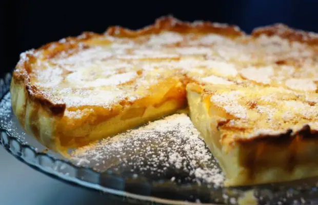 Yummy Apple and Cinnamon Tart Recipe
