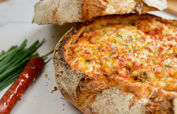 Cheese and Linguiça Bread Recipe