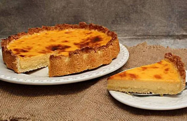 Easy and Delicious Custard Tart Recipe