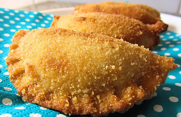 Perfectly Fried Golden Meat Rissóis Recipe 