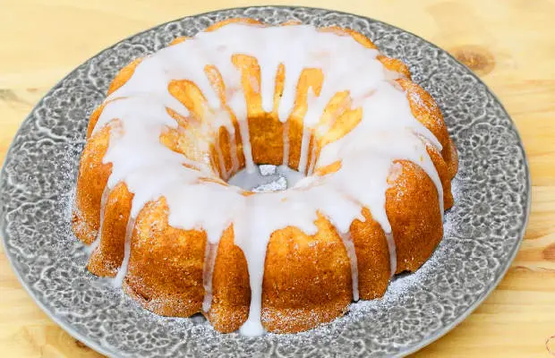 Yum Lemon and Vanilla Bundt Cake Recipe